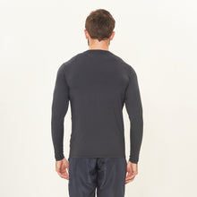 Charger l'image dans la galerie, Model Back: Uv Line T-Shirt Longsleeve Uv X Pro Preto Upf50+