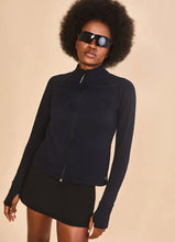 Charger l'image dans la galerie, Image 03: Uv Line T-Shirt Jacket Fem New Fit Black Upf50+