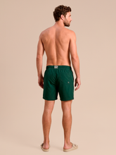 Charger l'image dans la galerie, Model Back: Uv Line Bermuda / Short Pour Homme Shorts Acqua Boxer Military Green Upf50+