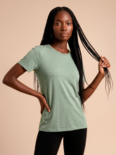 Charger l'image dans la galerie, Gallery: Uv Line T-Shirt T-Shirt Fem New Fit Mix Green Upf50+