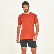 Charger l'image dans la galerie, Model Front: Uv Line Fitness Haut T-Shirt Sport Fit Ferrugem Upf50+