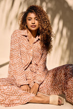 Charger l'image dans la galerie, Image 05: Uv Line Chemise Shirt Vitoria Tie Dye Pitanga Upf50+
