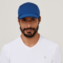 Charger l'image dans la galerie, Model Front: Uv Line Casquette Cap Athletic Dry 2021 Masc Nav Yblue Upf50+
