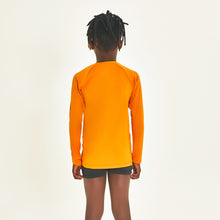 Charger l'image dans la galerie, Model Back: Uv Line T-Shirt Longsleeve Uprpo Inf Amarelo Queimado Upf50+

