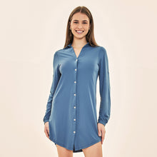 Charger l'image dans la galerie, Model Front: Uv Line Chemise Shirtdress Copenhagen Fem Steel Upf50+
