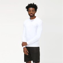 Charger l'image dans la galerie, Model Front: Uv Line T-Shirt Longsleeve Uvpro Branco Upf50+
