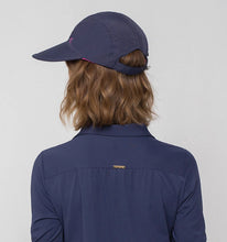 Charger l'image dans la galerie, Model Back: Uv Line Casquette Capri Colors Marinho/Rosa Upf50+
