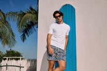 Charger l'image dans la galerie, Image 05: Uv Line Bermuda / Short Pour Homme Shorts Acqua Boxer Tie Dye Blue Upf50+

