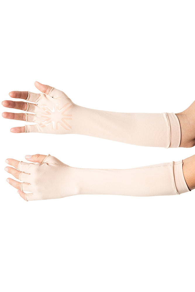 Model Front: Uv Line Gants Luva Longa Uni Bege