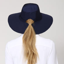 Charger l&#39;image dans la galerie, Model Back: Uv Line Chapeau Souple/Capeline San Diego Marinho Oceano Upf50+
