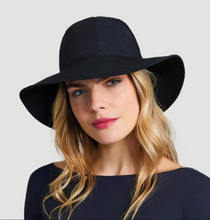 Charger l&#39;image dans la galerie, Model Front: Uv Line Chapeau Souple/Capeline San Remo Preto
