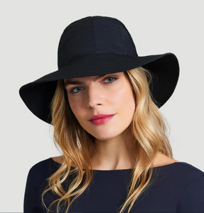 Model Front: Uv Line Chapeau Souple/Capeline San Remo Preto