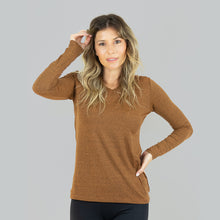 Charger l&#39;image dans la galerie, Model Front: Uv Line Fitness Haut Sport Fit Fem Ml Amarelo Msc Upf50+

