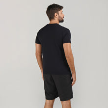 Charger l&#39;image dans la galerie, Model Back: Uv Line Fitness Haut Sport Fit Mas Preto Upf50+
