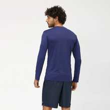 Charger l&#39;image dans la galerie, Model Back: Uv Line T-Shirt Uvpro Br Ml Marinho Msc
